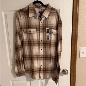 2 men’s flannels size large
